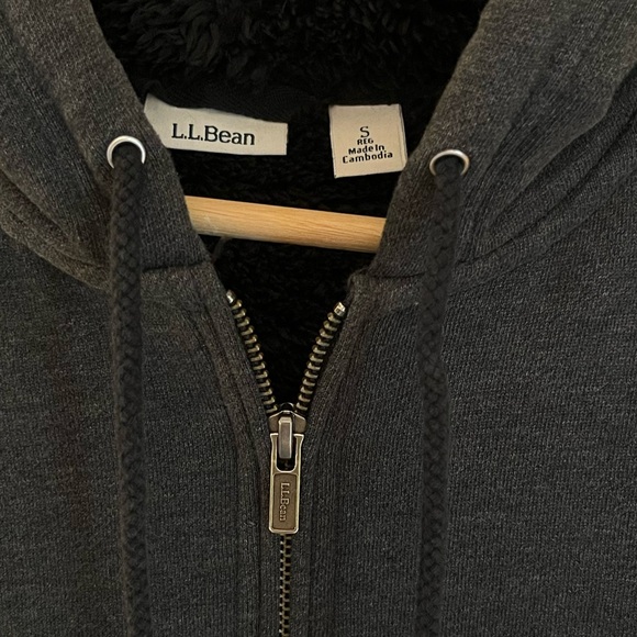 L.L. Bean Sherpa Lined 1912 Hoodie Sweatshirt Charcoal Size Small - Picture 3 of 11